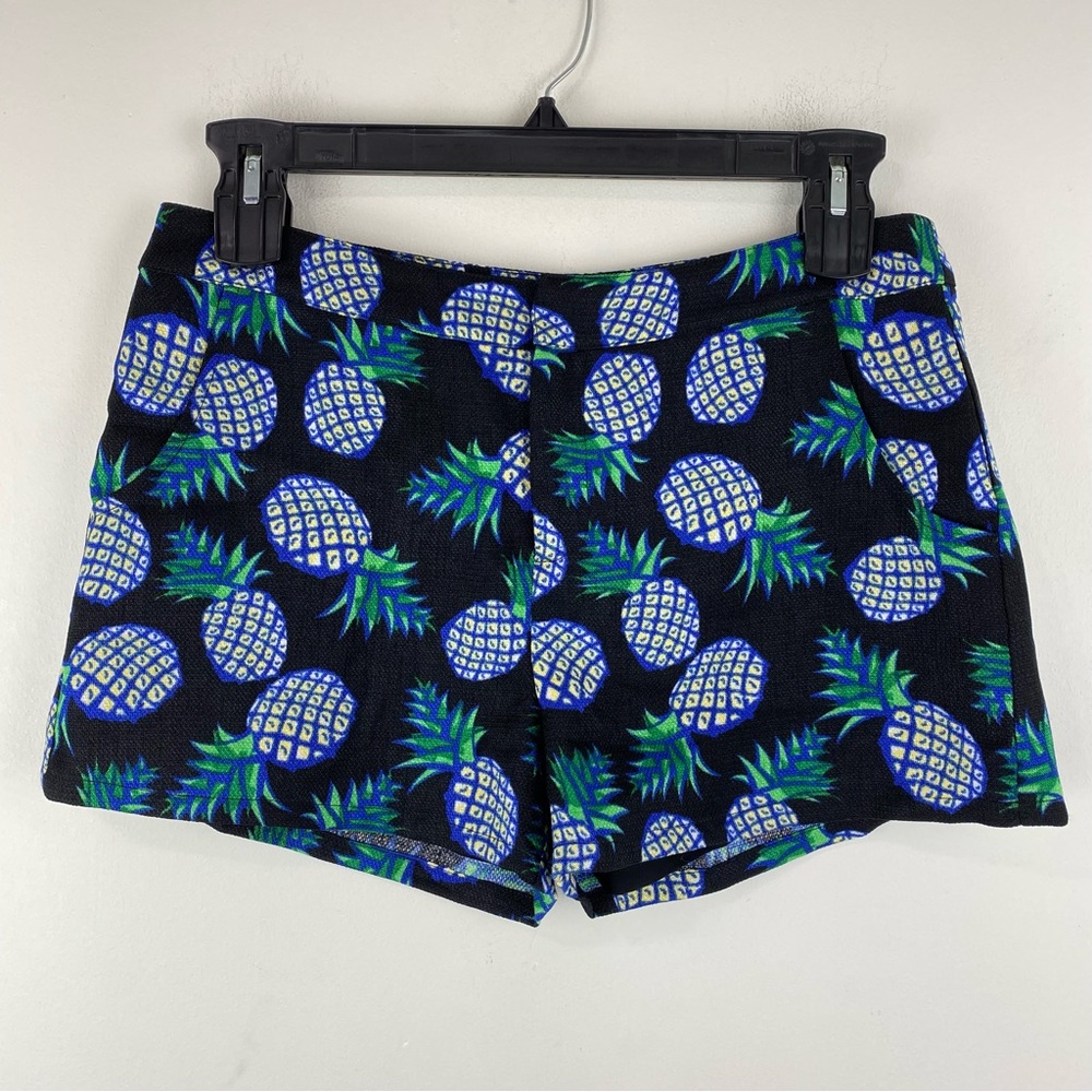 Blaque Label size Large Women’s Black Tropical Pineapple Shorts